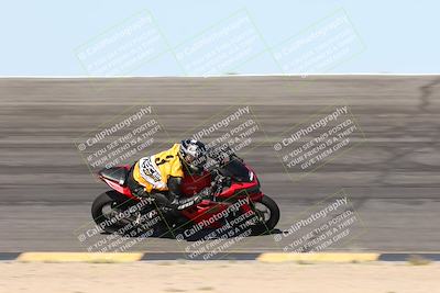 media/May-10-2025-Race Pace (Sat) [[db32fef2da]]/Vested/3-Bowl Set 1 (9am)/